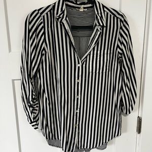 Blouse Navy Blue and white